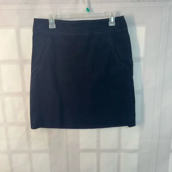 Talbots navy blue mini corduroy skirt size 6 - Picture 1 of 9
